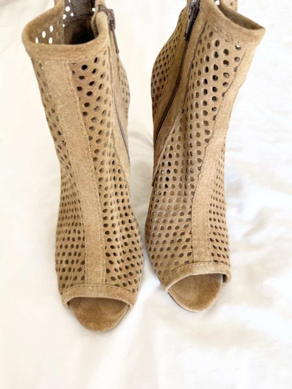 Pedro Garcia Sylvana Suede Peep Toe Boots tan 39/9 - Picture 6 of 11